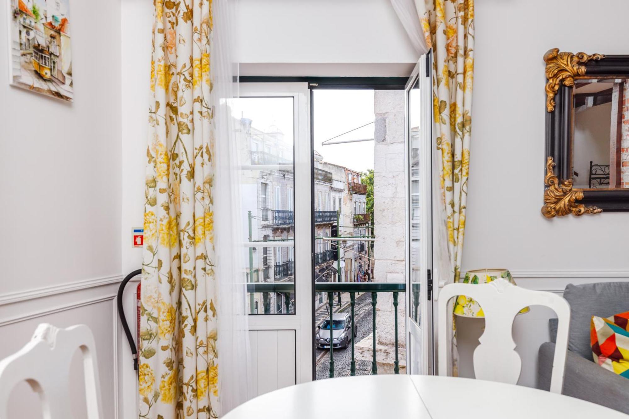 Appartamento Splendid Apartament Alfama-Center Lisbona Esterno foto